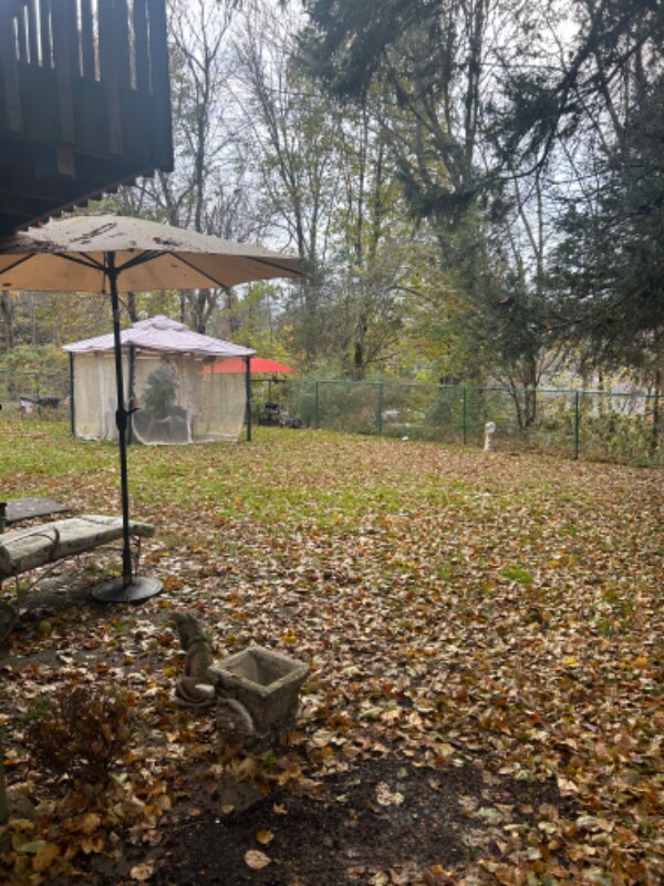 Building Photo - 190 French St