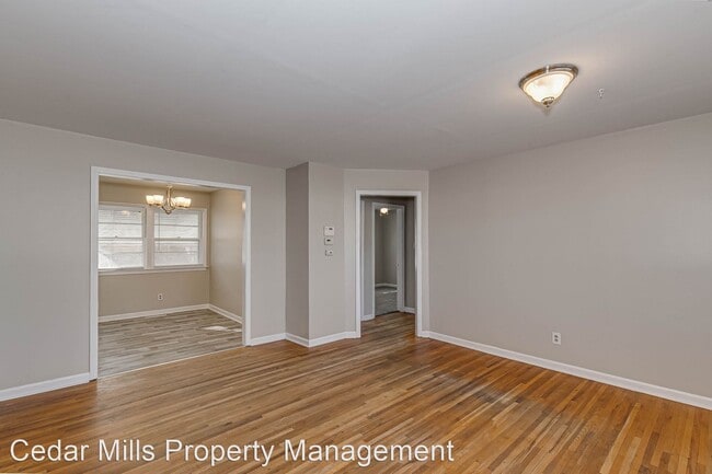 Building Photo - 2 br, 1 bath House - 119 E. Blake