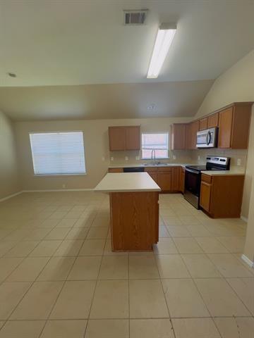 Building Photo - 8720 Chisholm Trail