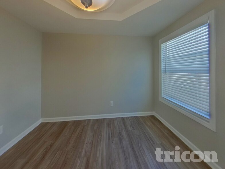 Building Photo - 285 Turnfield Dr.