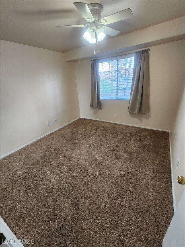 Building Photo - 8129 Autumn Star Ave