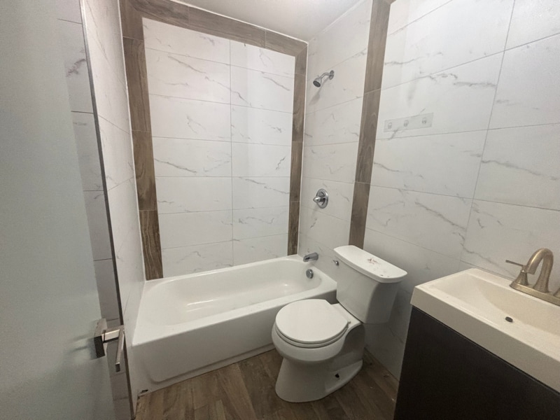 Building Photo - 1607 John F. Kennedy Blvd