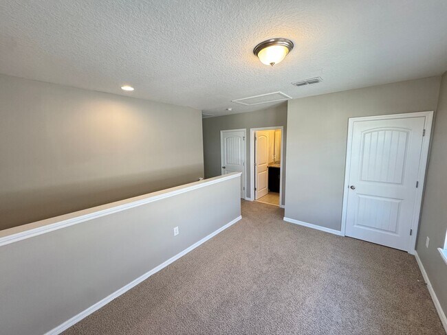 Building Photo - GORGEOUS 3 Bd/2.5 Ba in Winter Garden!!