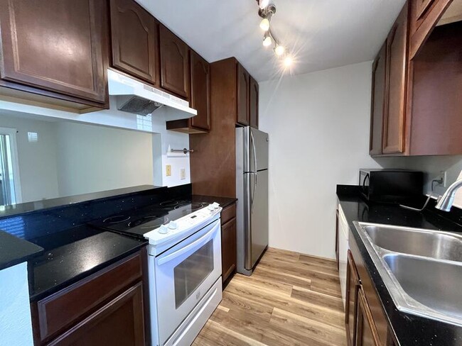 Primary Photo - 95-790 Wikao St