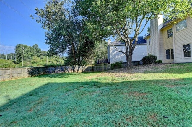 Building Photo - 3460 Maple Terrace Dr