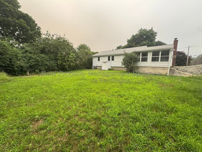 Building Photo - 78 Memorial Dr