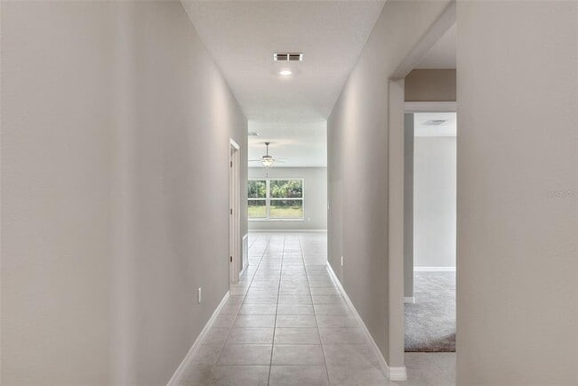 Building Photo - 7122 Samuel Ivy Dr