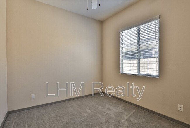 Building Photo - 3156 E Austin Dr