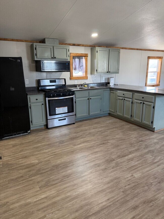 Primary Photo - Business 37 Highway - Park