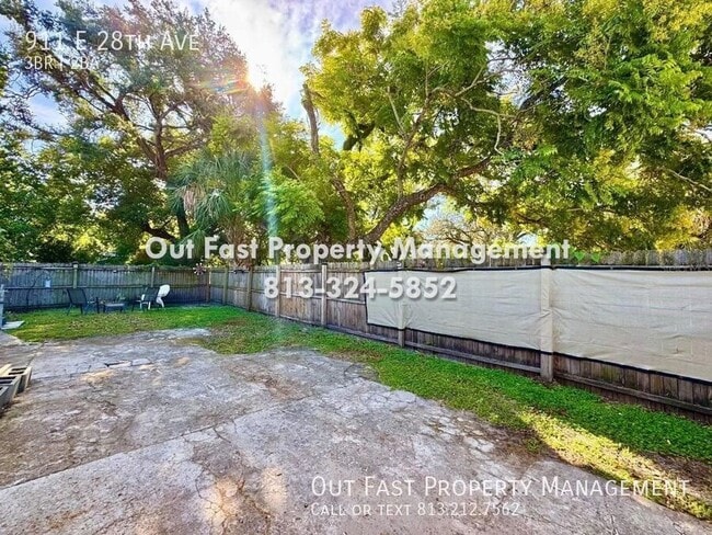 Building Photo - 911 E 28th Ave