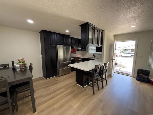 Building Photo - 817 Saugerties Ave