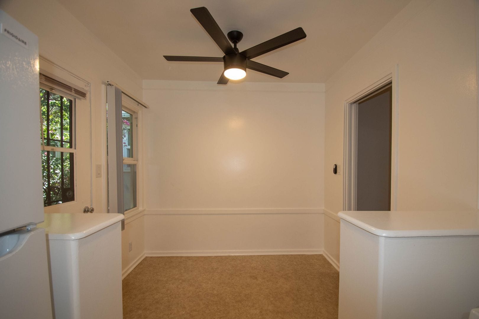 Building Photo - 14437 Dickens St