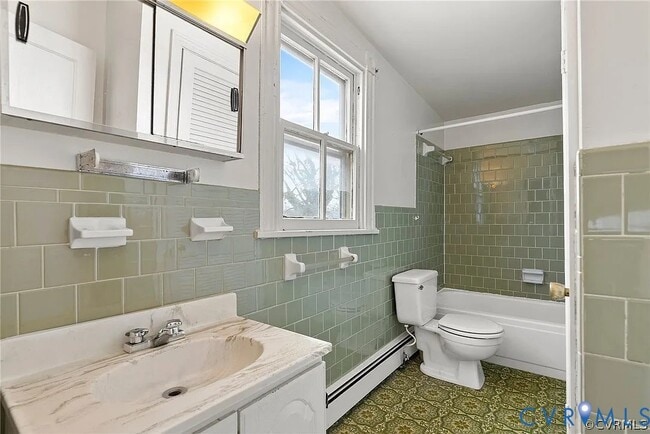 Building Photo - 3708 Lawson St