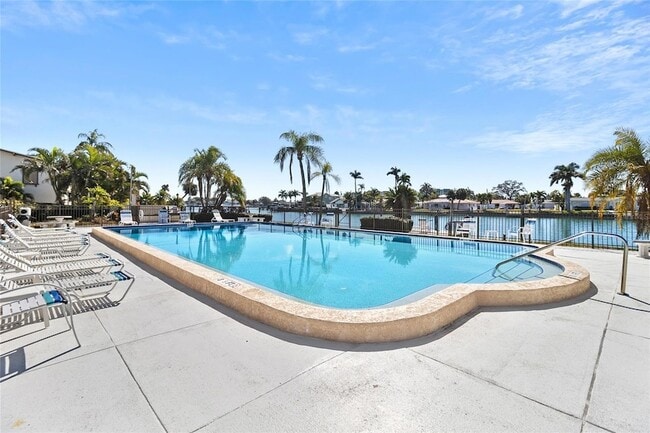 Building Photo - 505 Plaza Seville Ct