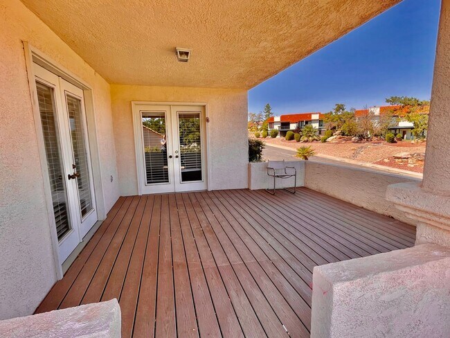 Building Photo - Lovely 3-BR Home in Southgate