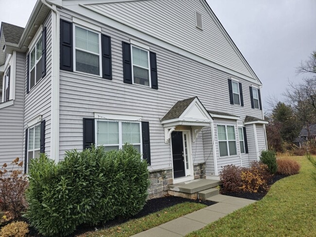 Building Photo - 100 Everleigh Dr