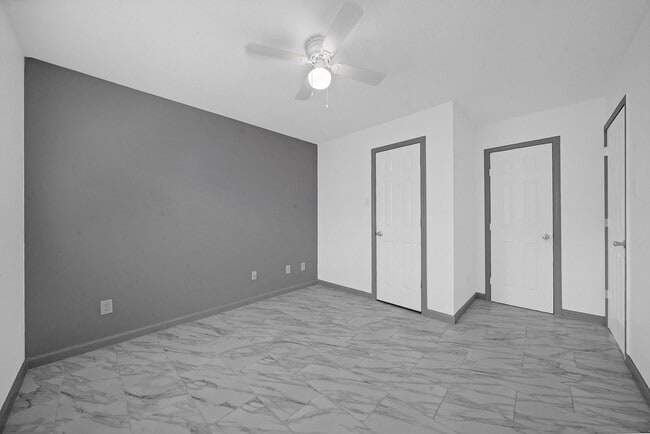 Building Photo - 3515 Walden Dr