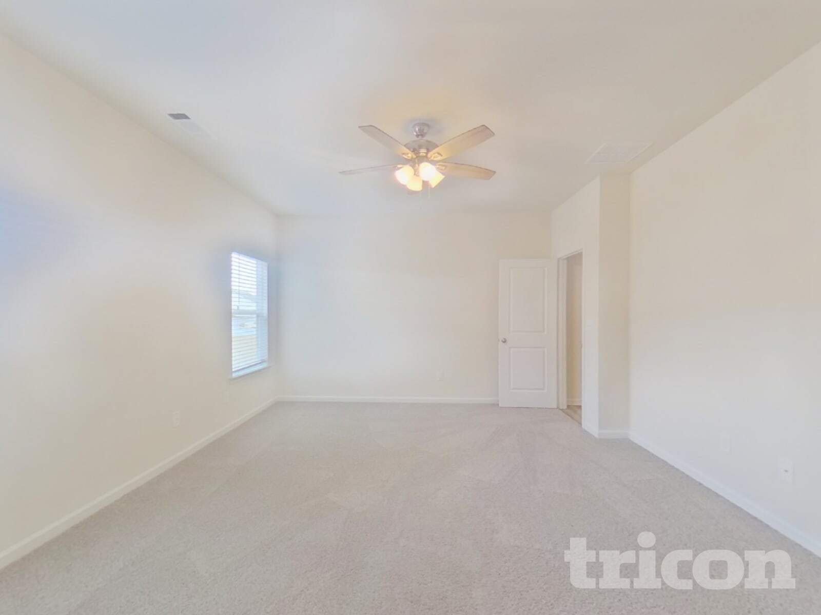 Building Photo - 292 Oliver Dr