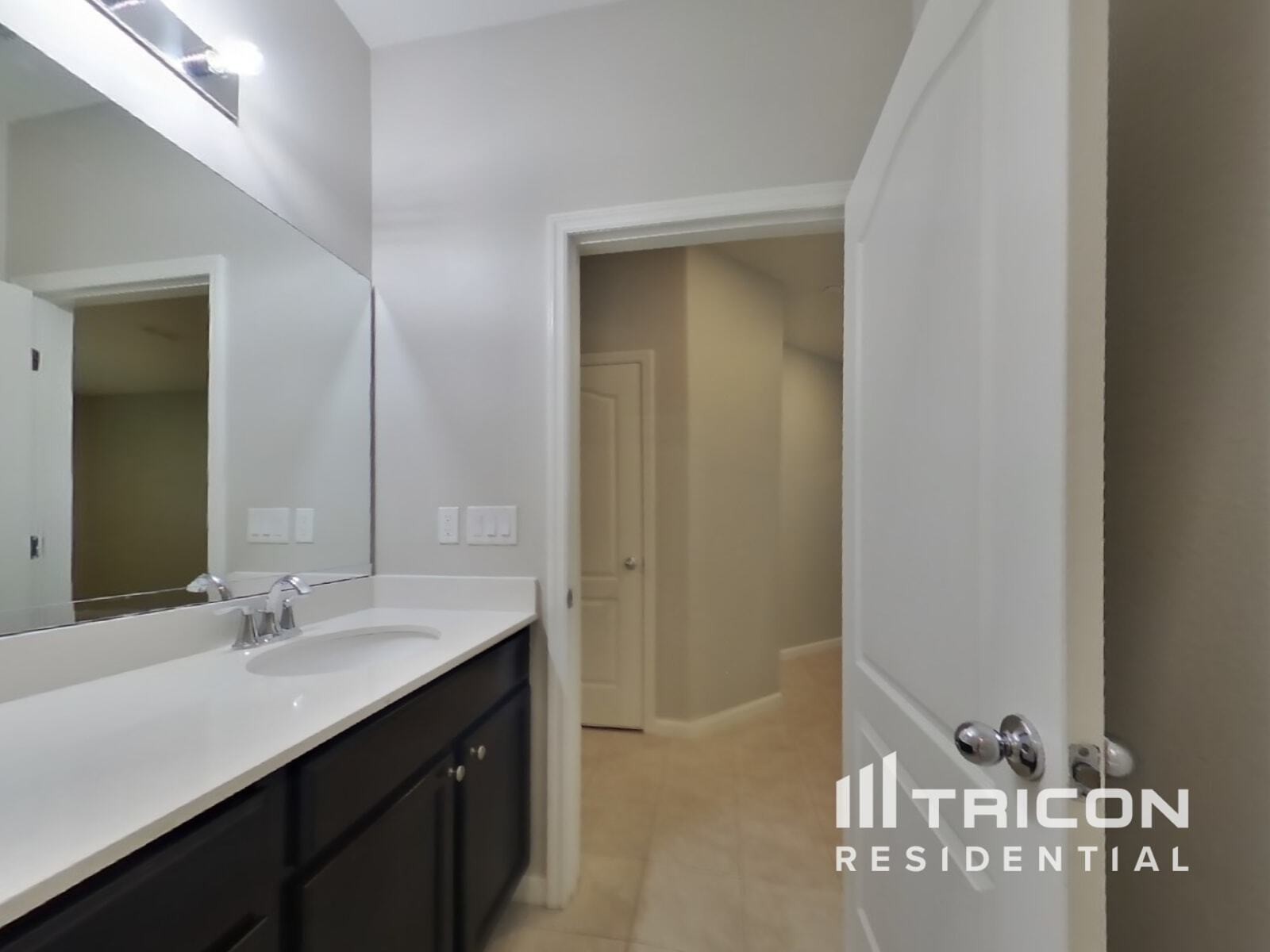 Building Photo - 164 Bloomfield Wy