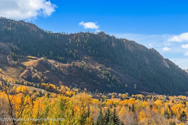 Building Photo - 191 Skimming Ln