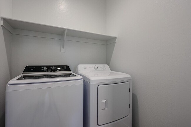 Building Photo - 17347 W Gray Fox Trl