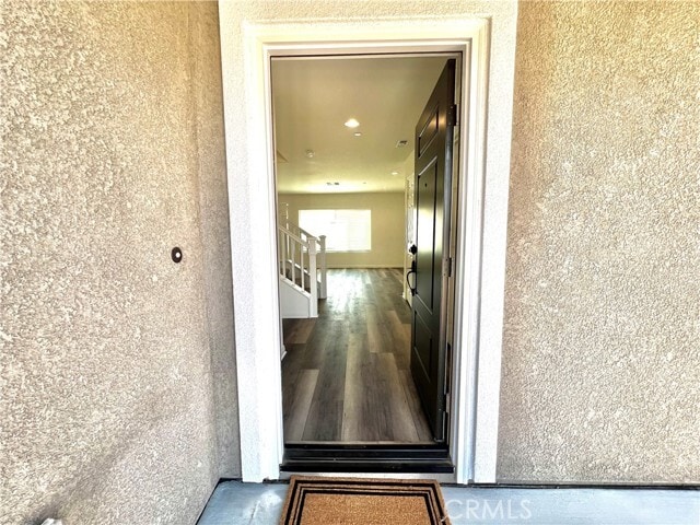 Building Photo - 2429 Ellendale Dr