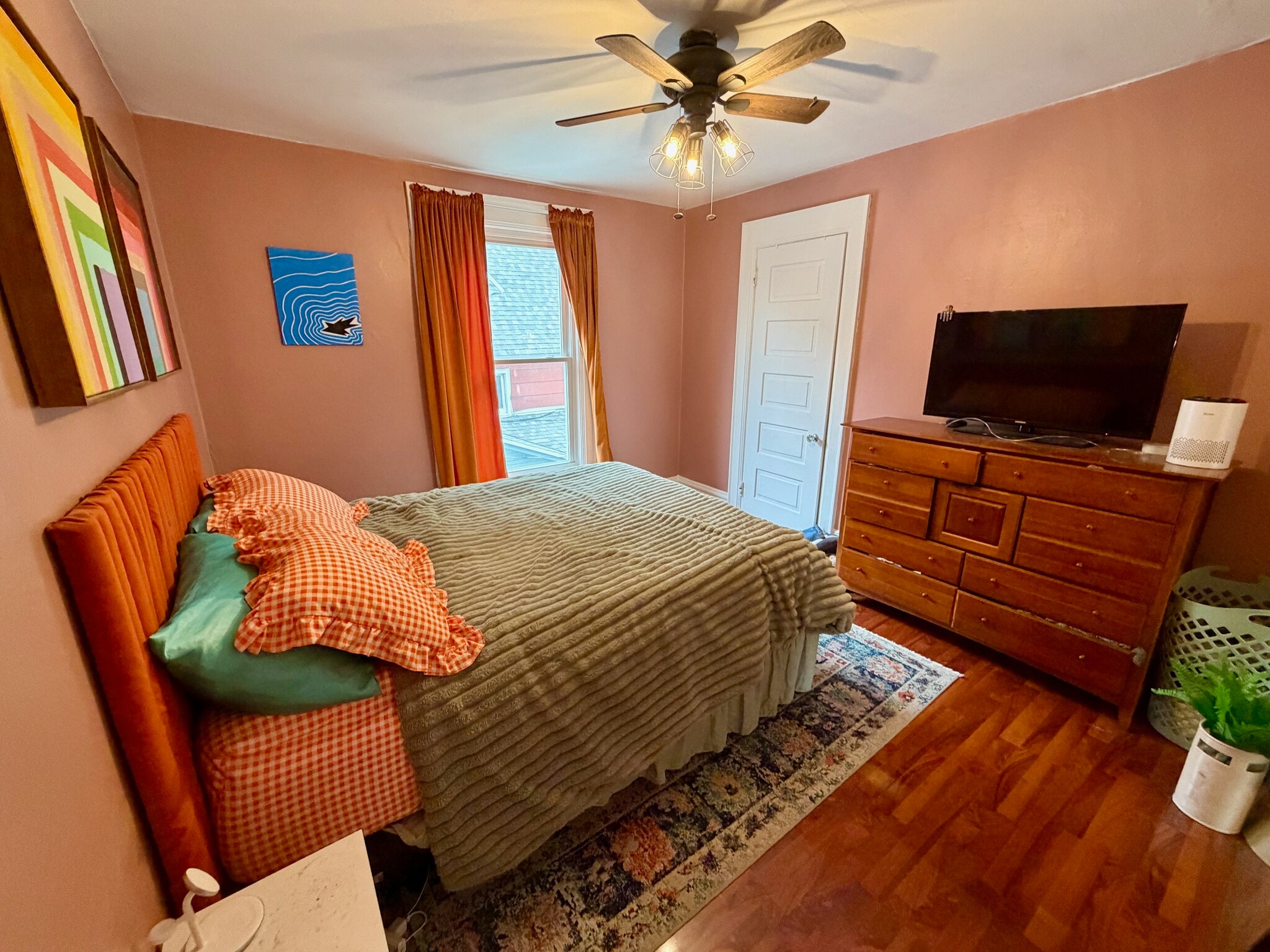 Bedroom 1 - 610 Parkwood St NE
