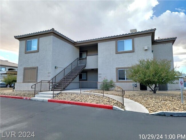 Primary Photo - SECOND-FLOOR UNIT IN A GATED SOUTHWEST COM...