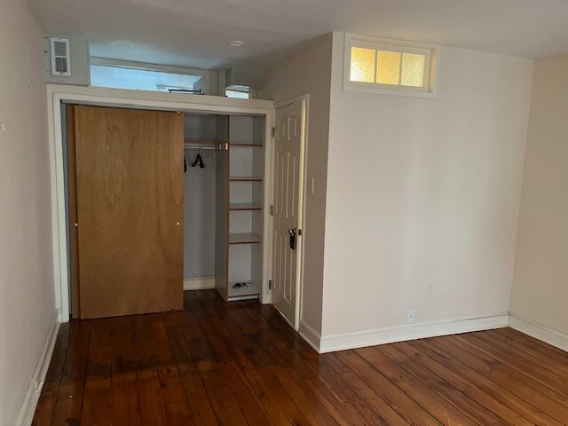 Closet/window - 726 N Bodine St