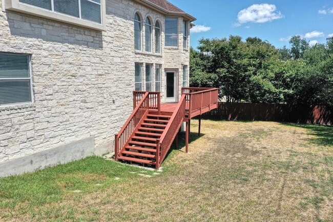 Building Photo - 2403 Vestavia Ridge Ln