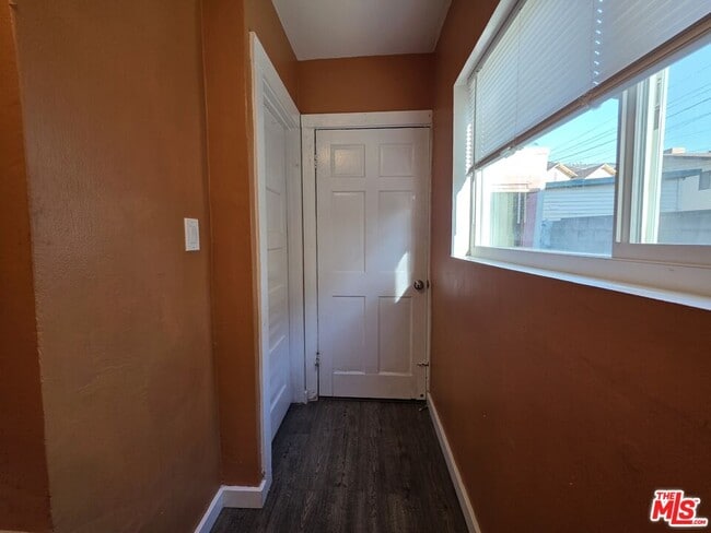 Building Photo - 375 N Avenue 52