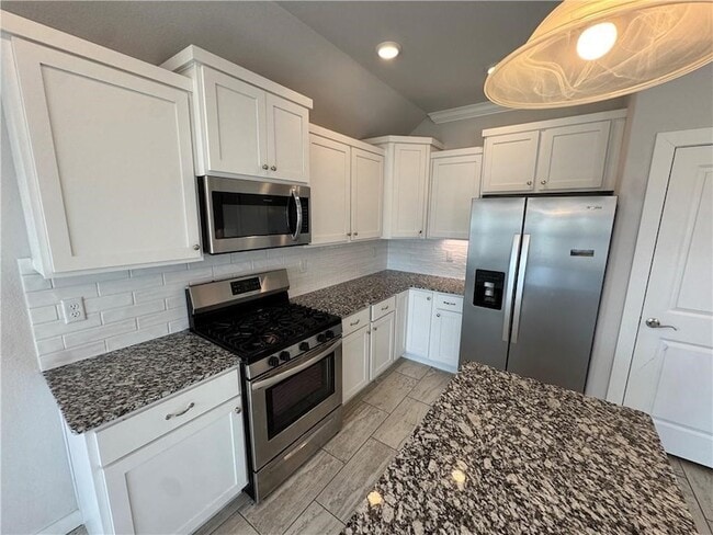 Building Photo - 4401 W Havana Ave