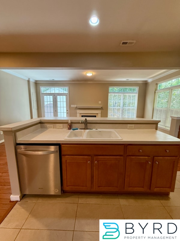 Building Photo - 1529 Olde Sage Ct