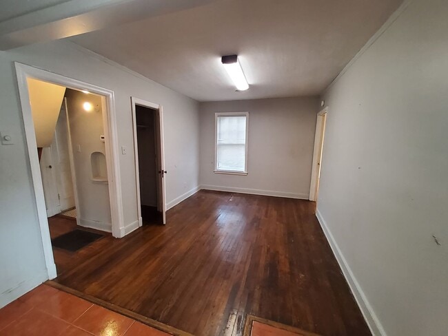 Building Photo - 5737 Nail Rd