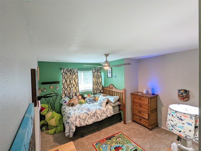 Building Photo - 13374 Trail Hollow Dr