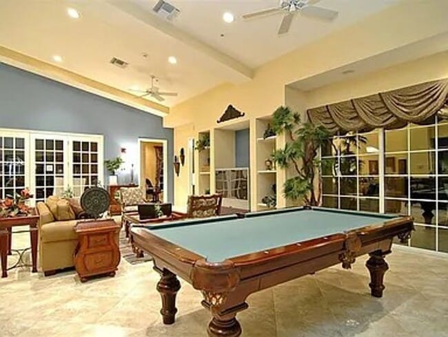 Building Photo - 8263 Miramar Way