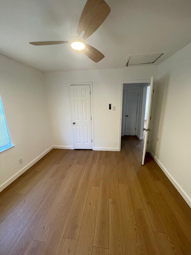 Building Photo - 1903 N 4th St