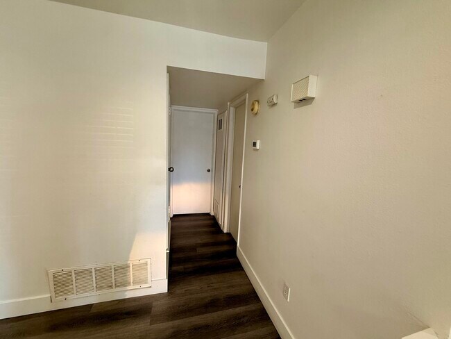 Building Photo - 82567 Ave 48 Ave