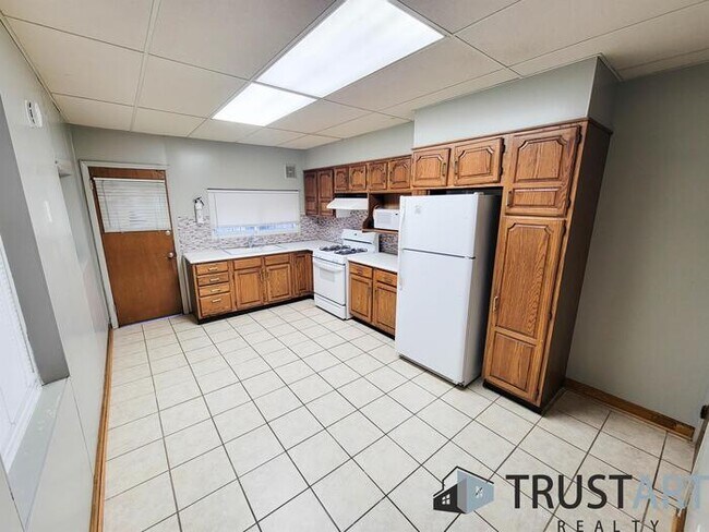 Building Photo - 2840 West Glenwood Avenue - 1, Philadelphi...