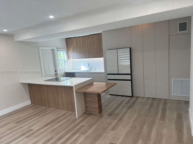 Building Photo - 2341 NW 14th St