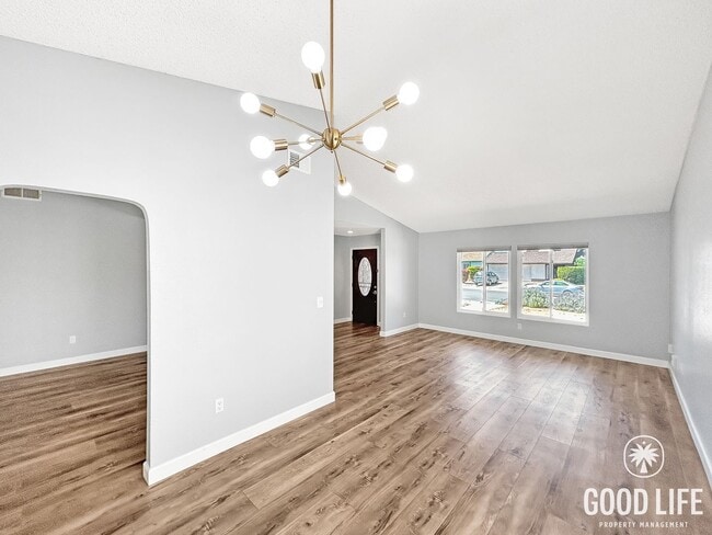 Building Photo - Beautiful 3BD/2BA w/ A/C, In-Unit Laundry, and 2-Car Attached Garage in San Carlos!