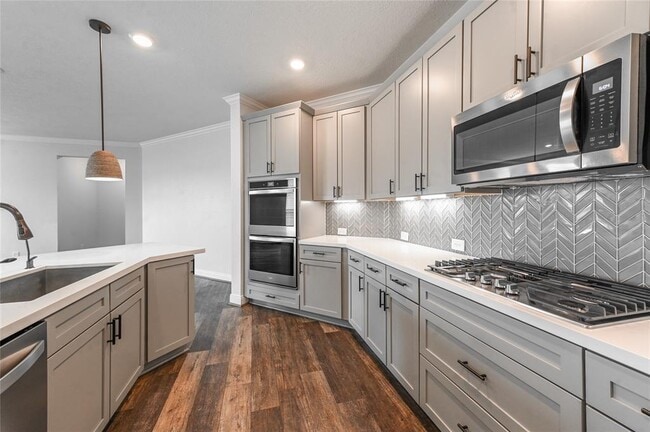 Building Photo - 703 Hardwood Grv Ct