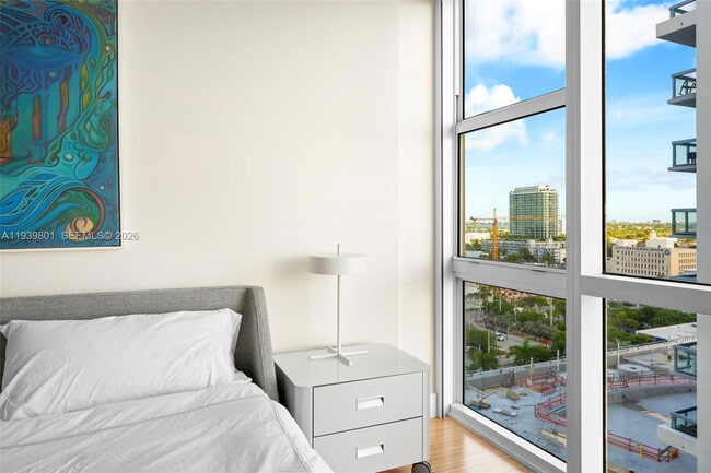 Building Photo - 6801 Collins Ave