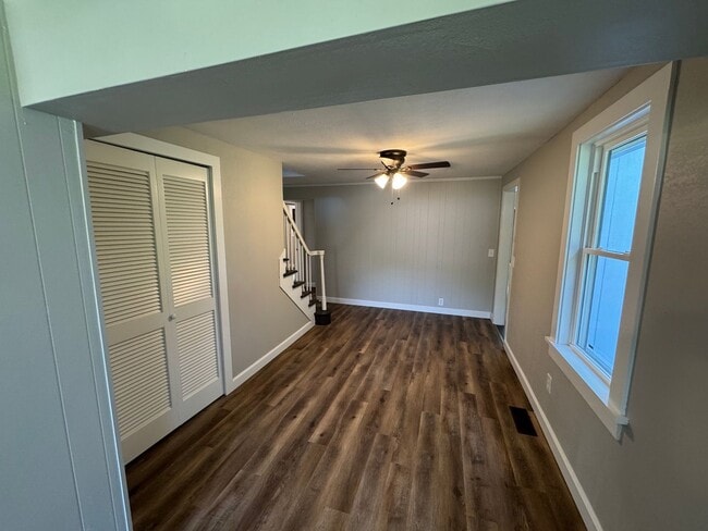 Building Photo - Complete Remodel - Beautiful 4 Bedroom Hou...