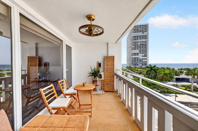 Building Photo - 2000 S Ocean Dr