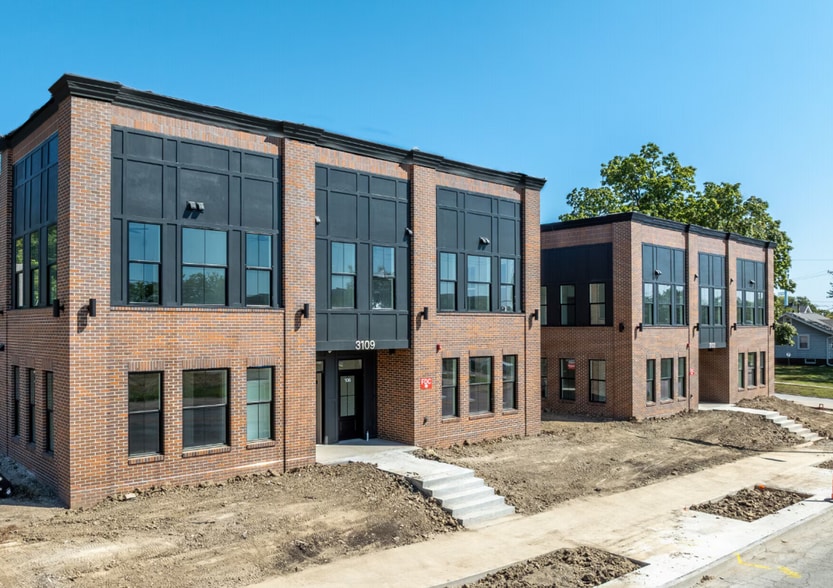 Interior Photo - Forest Ave - Luxury Off-Campus Housing!
