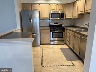 Building Photo - 922 Glackens Ln