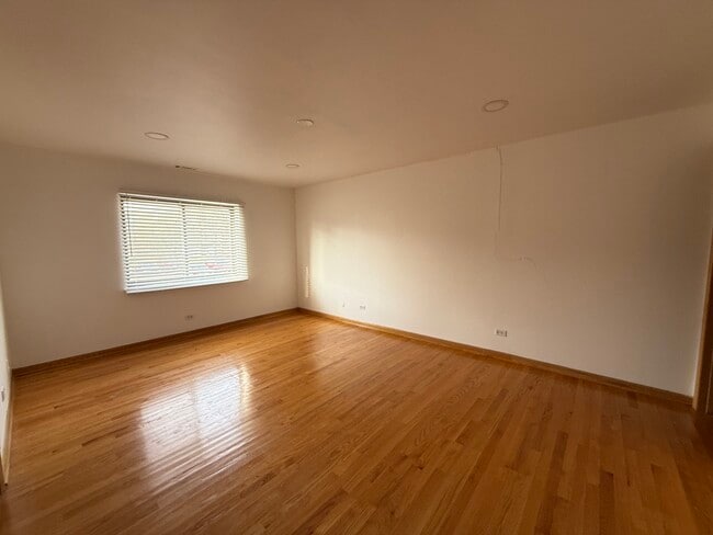 Building Photo - 1108 Castilian Ct