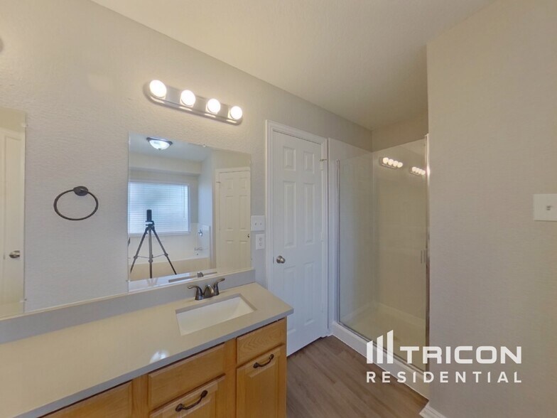 Building Photo - 2008 Wahoo Dr