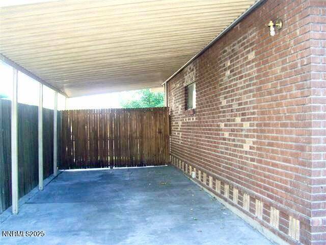 Building Photo - 506 E Taylor St